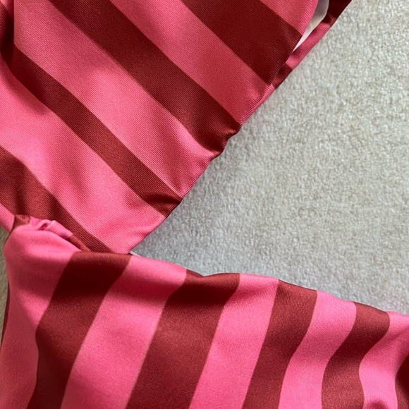 {Farm Rio} Brand New Striped Convertible Bikini Top - Picture 6 of 13